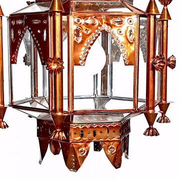Farol moruno granadino artesanal 75030 con chapa repujada y corona superior en metal y cristal parte inferior